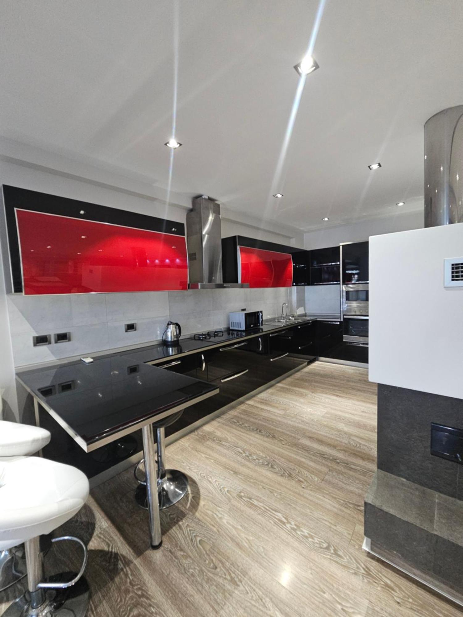 Aura Skanderbeg Square Apartments Tirana Exterior foto